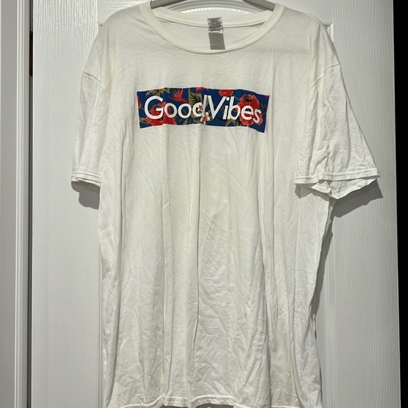 Rue 21 Good vibes t shirt - Picture 1 of 4